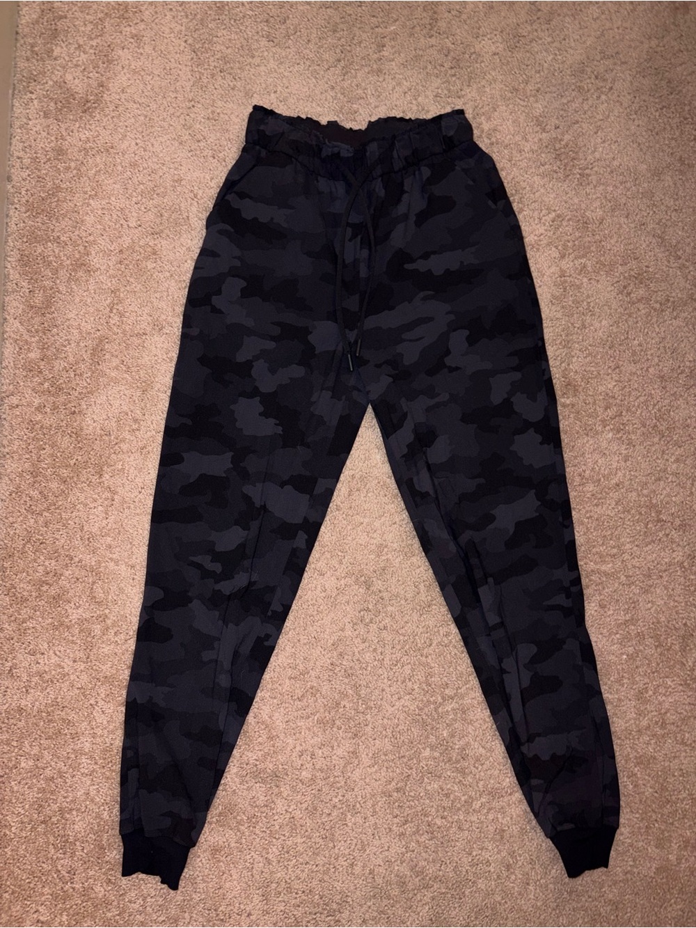 Lululemon Camouflage Jogger Pants - Black/Gray